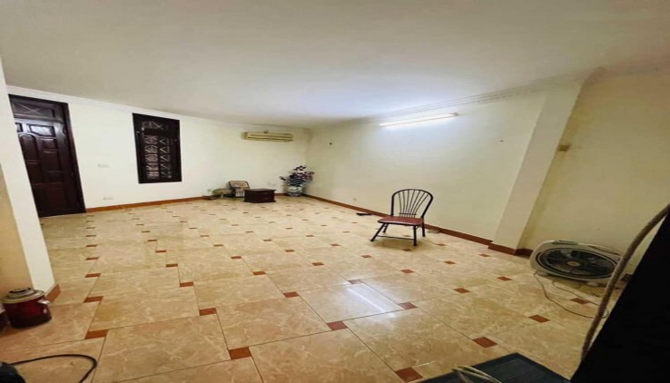 Cho thuê nhà lô góc Tam Trinh ngõ oto tránh - Hoàng Mai - 80m - 4 tầng - 23 triệu - kinh doanh
